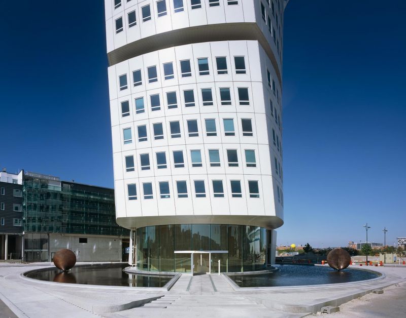 Turning Torso | Office   Apartment building, Santiago Calatrava, Malmoe, Sweden