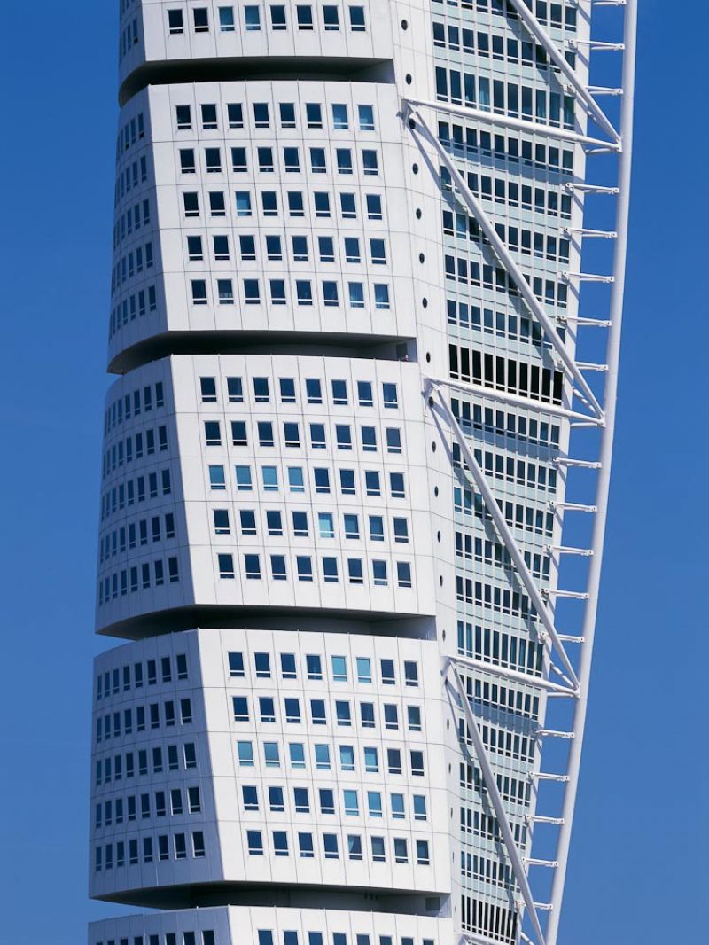 Turning Torso | Office   Apartment building, Santiago Calatrava, Malmoe, Sweden